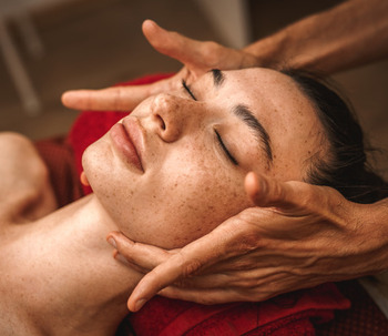 Comment un massage ayurvédique peut-il nous aider ? Découvrez lequel est idéal pour votre dosha